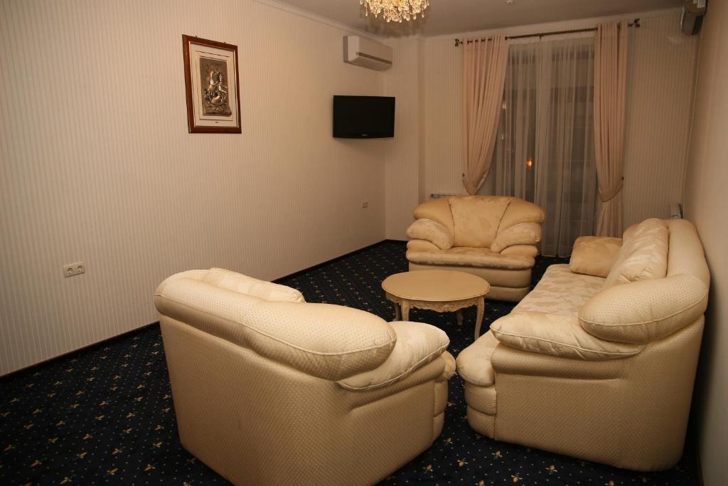 Kleopatra Vip Hotel Kamianets-Podilskyi Room photo