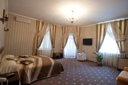 Kleopatra Vip Hotel Kamianets-Podilskyi Exterior photo