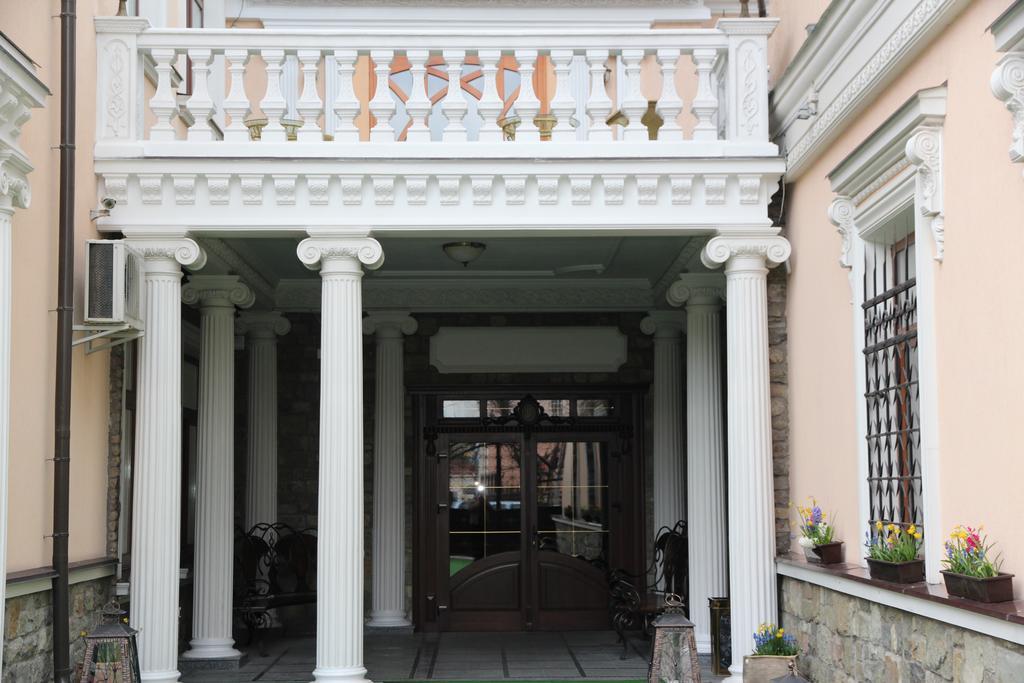 Kleopatra Vip Hotel Kamianets-Podilskyi Exterior photo